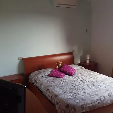 Appartamente Moderno E Accessoriato. Apartamento