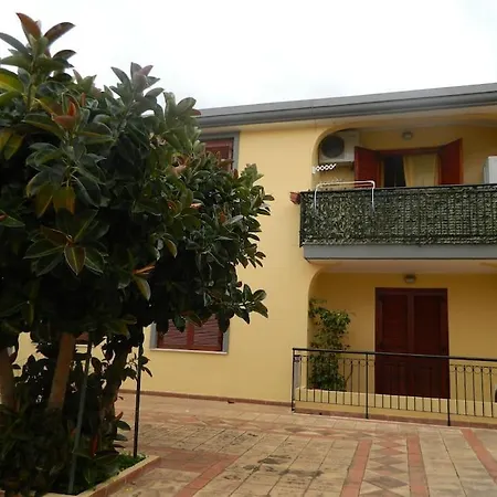 Appartamente Moderno E Accessoriato.