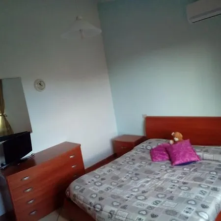 Appartamente Moderno E Accessoriato. Апартаменты *